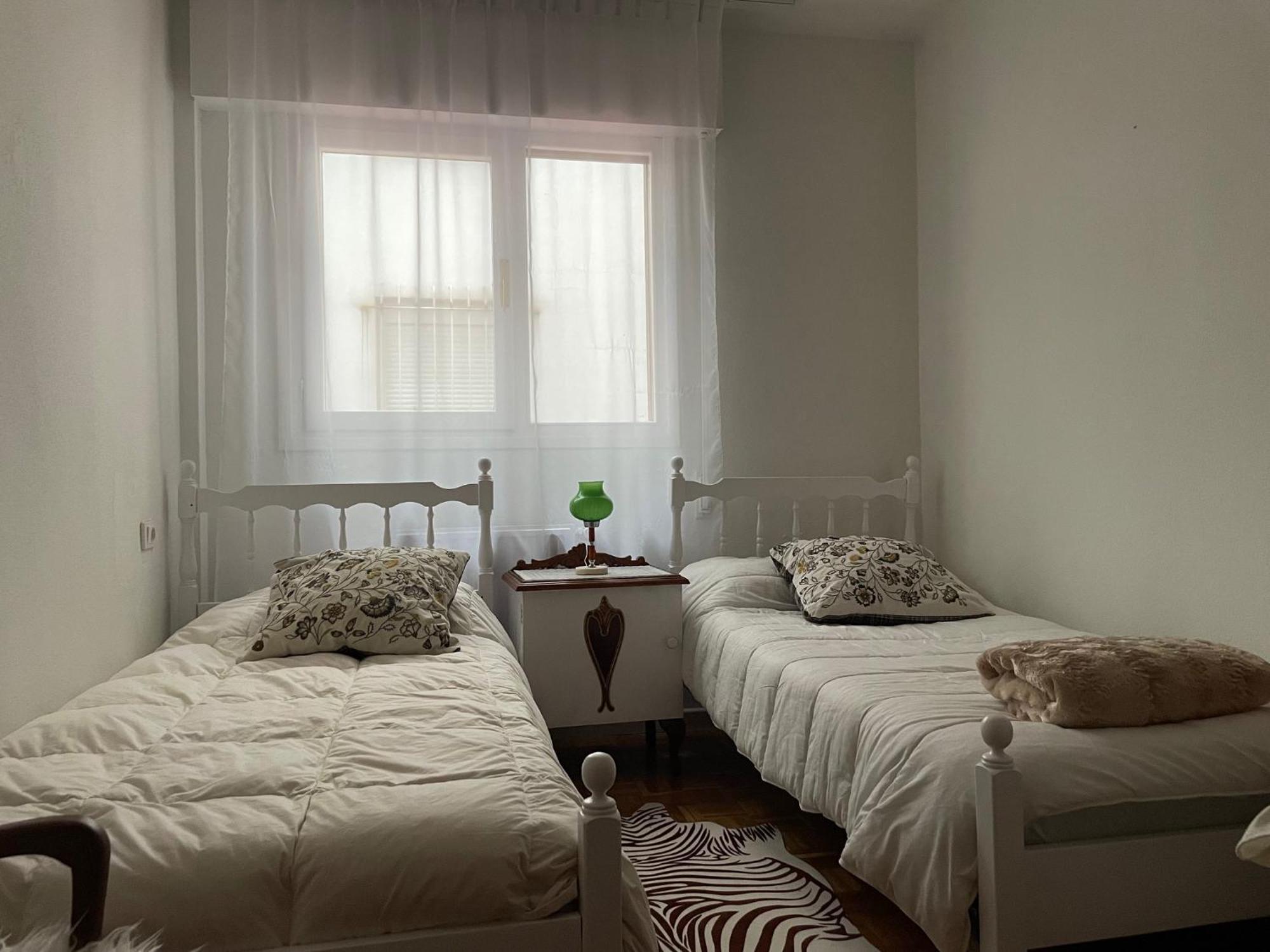 Centrico Piso En Calle Floranes Apartamento