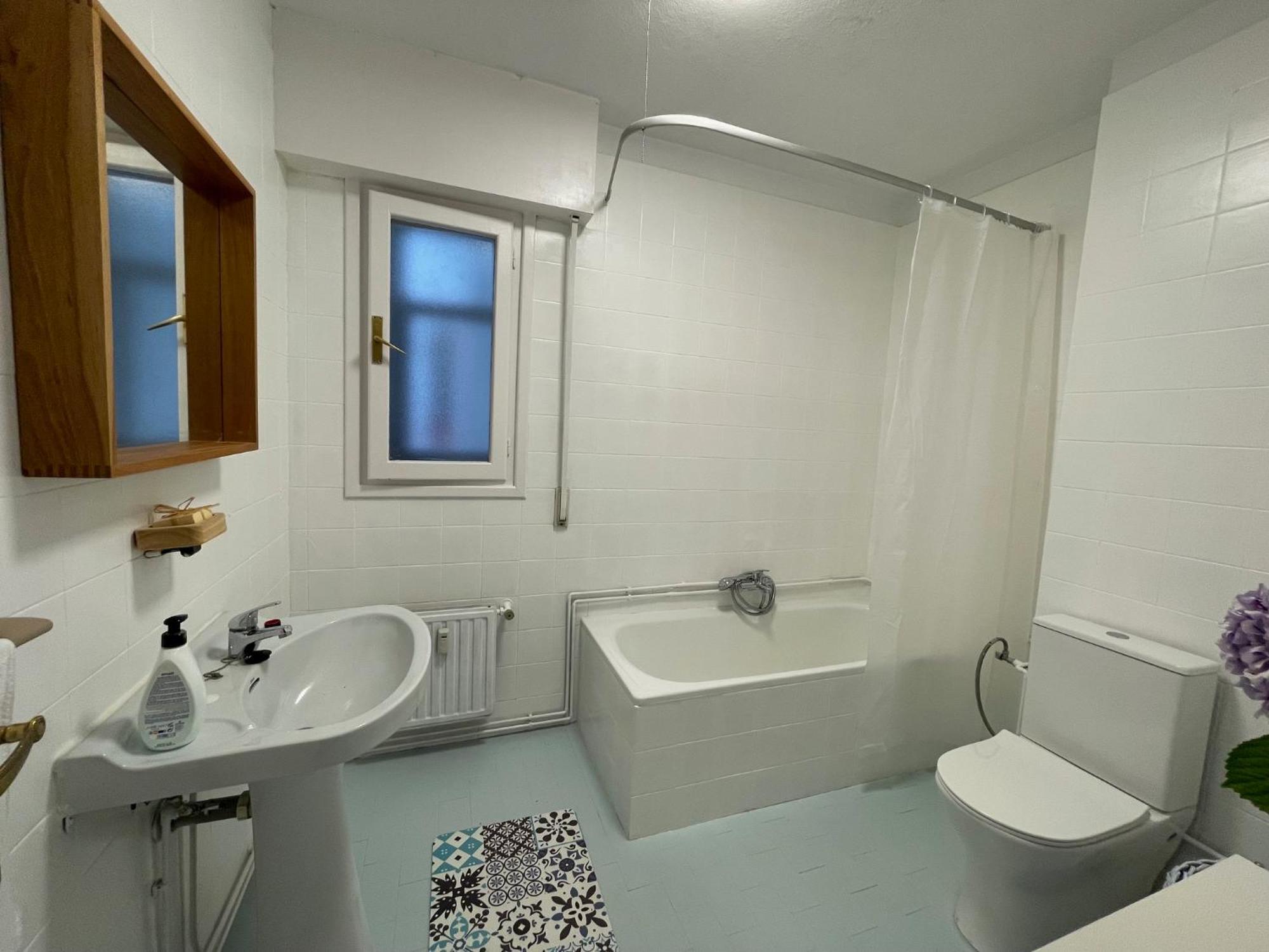 Apartamento Centrico Piso En Calle Floranes Santander